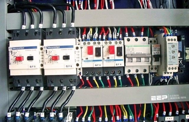 Điện là một bộ phận quan trọng trong một dự án